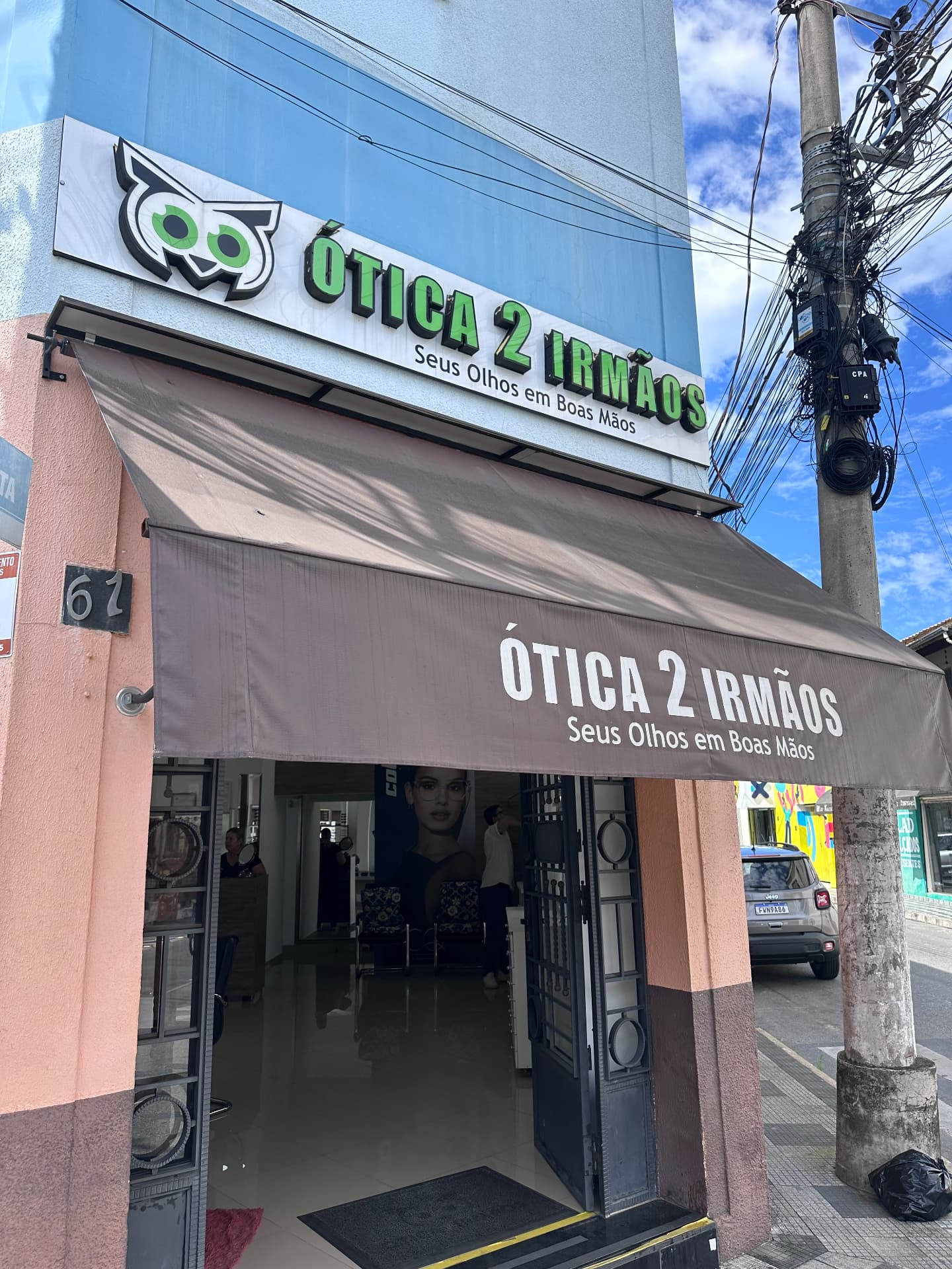 Fachada da unidade Cachoeira Paulista — Centro da Ótica 2 Irmãos